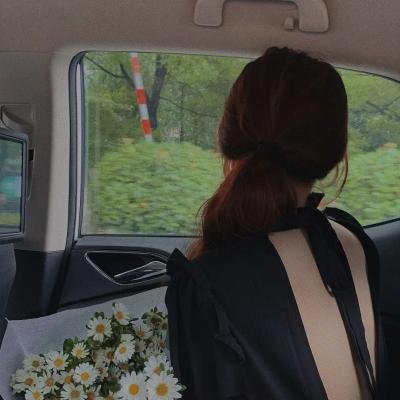 小后妈又穷又疯京圈佛子跪地宠